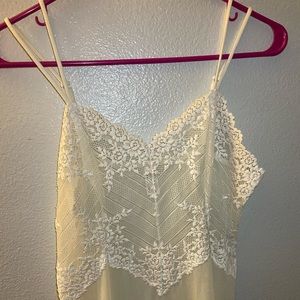 WHITE LACE SLIP